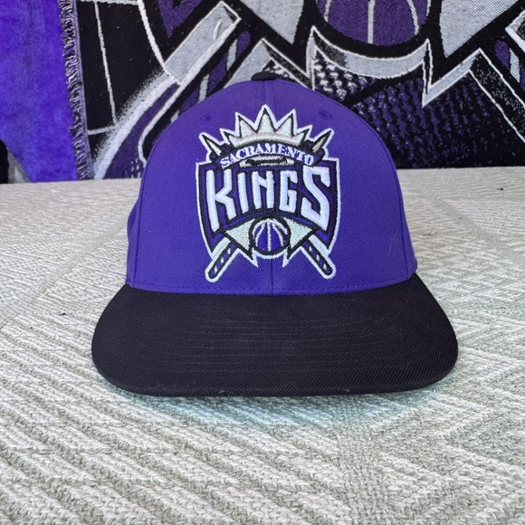 Size 7 1/4 - 7 5/8 Adidas Sacramento Kings Hat Cap - Picture 1 of 6